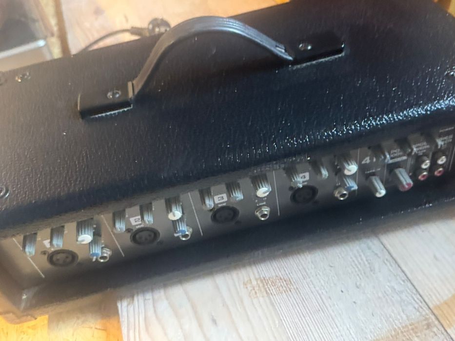 Sprzedam sprzęt dla młodego dj