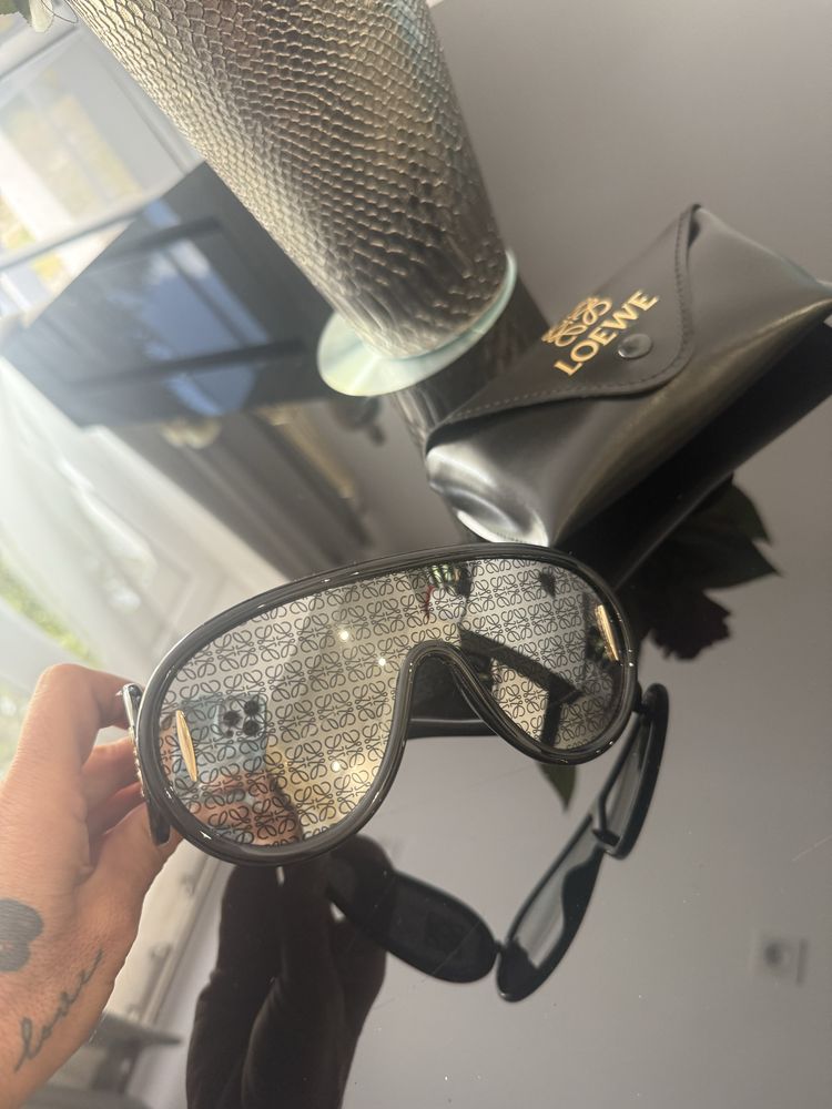 Okulary  przeciwsloneczne Loewe