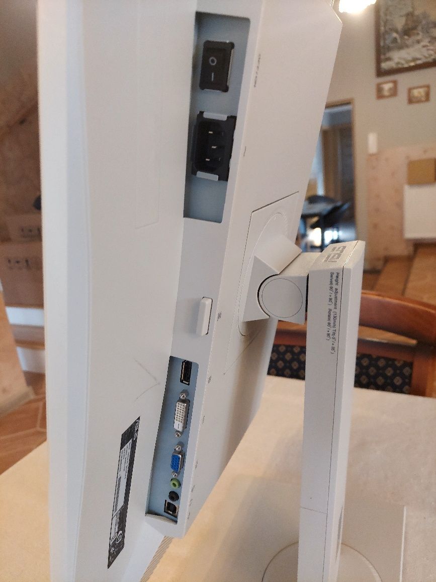 Monitor ASUS BE24A 24" FullHD IPS DisplayPort Regulacja Pivot