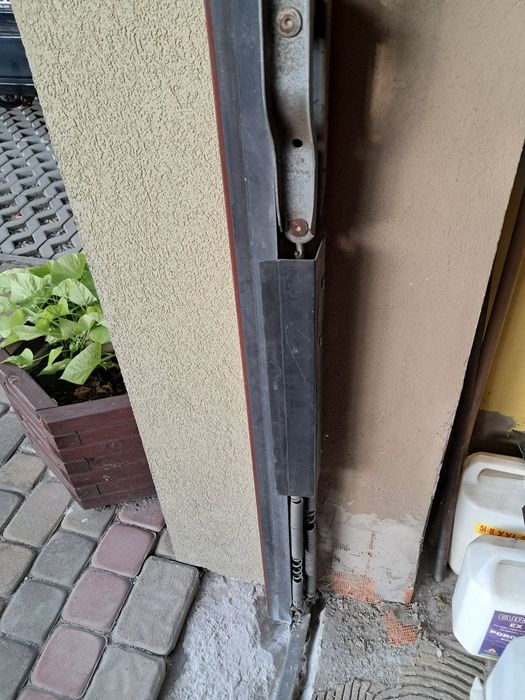Uchylna brama garażowa Hormann
