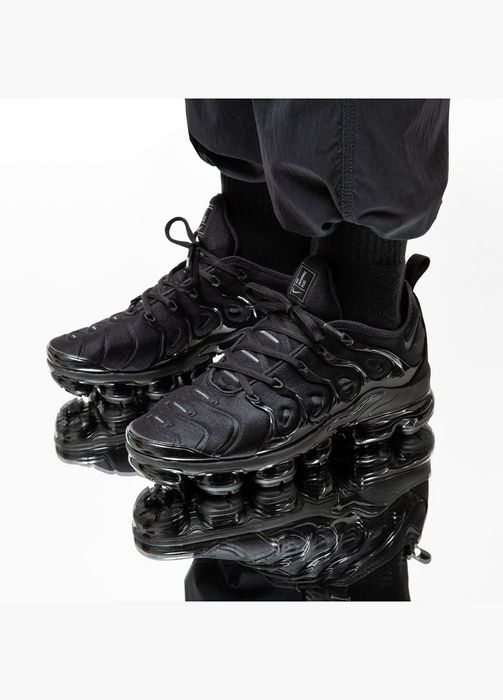Кроссовки Nike Air VaporMax Plus Triple Black 924453-004