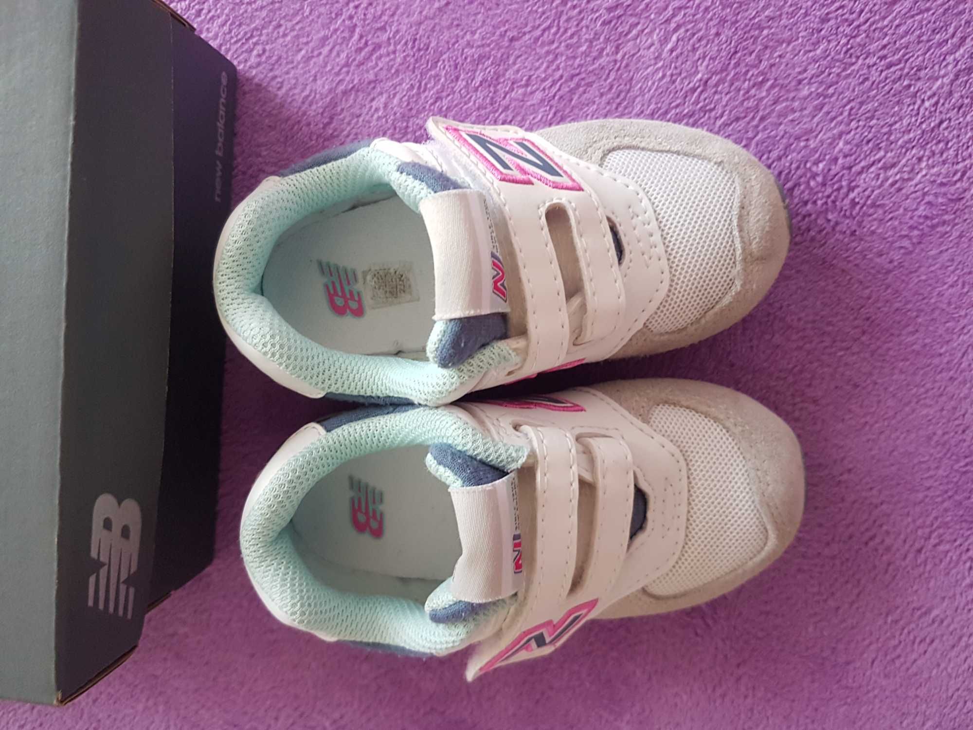 Tênis New Balance 23 menina