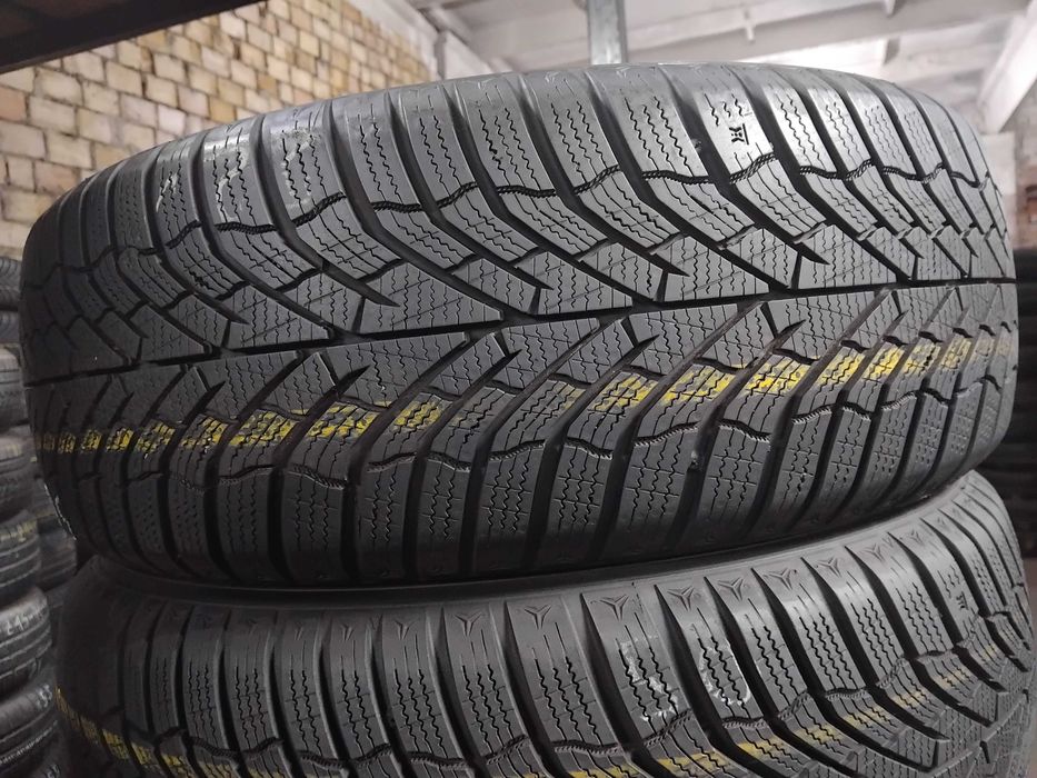 Шини бу 215/60 R16 Kumho Winter Craft WP52 пара Зима