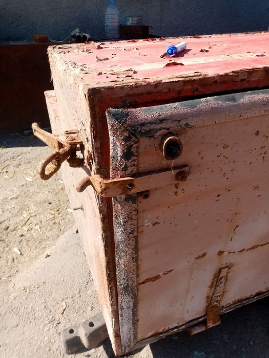 Продам Ящик на притцеп під інструменти та кухню на напівпричіп