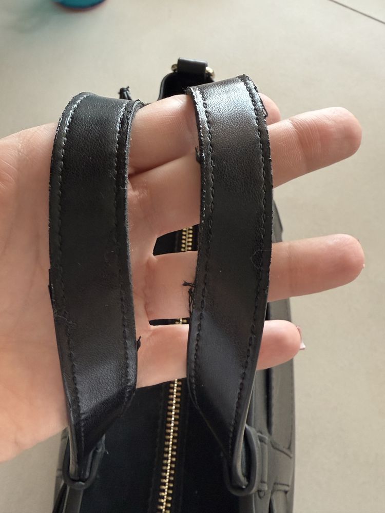 Сумка чорна armani exchange