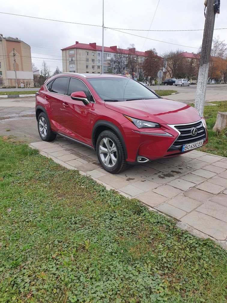 Lexus NX 300 h гібрид