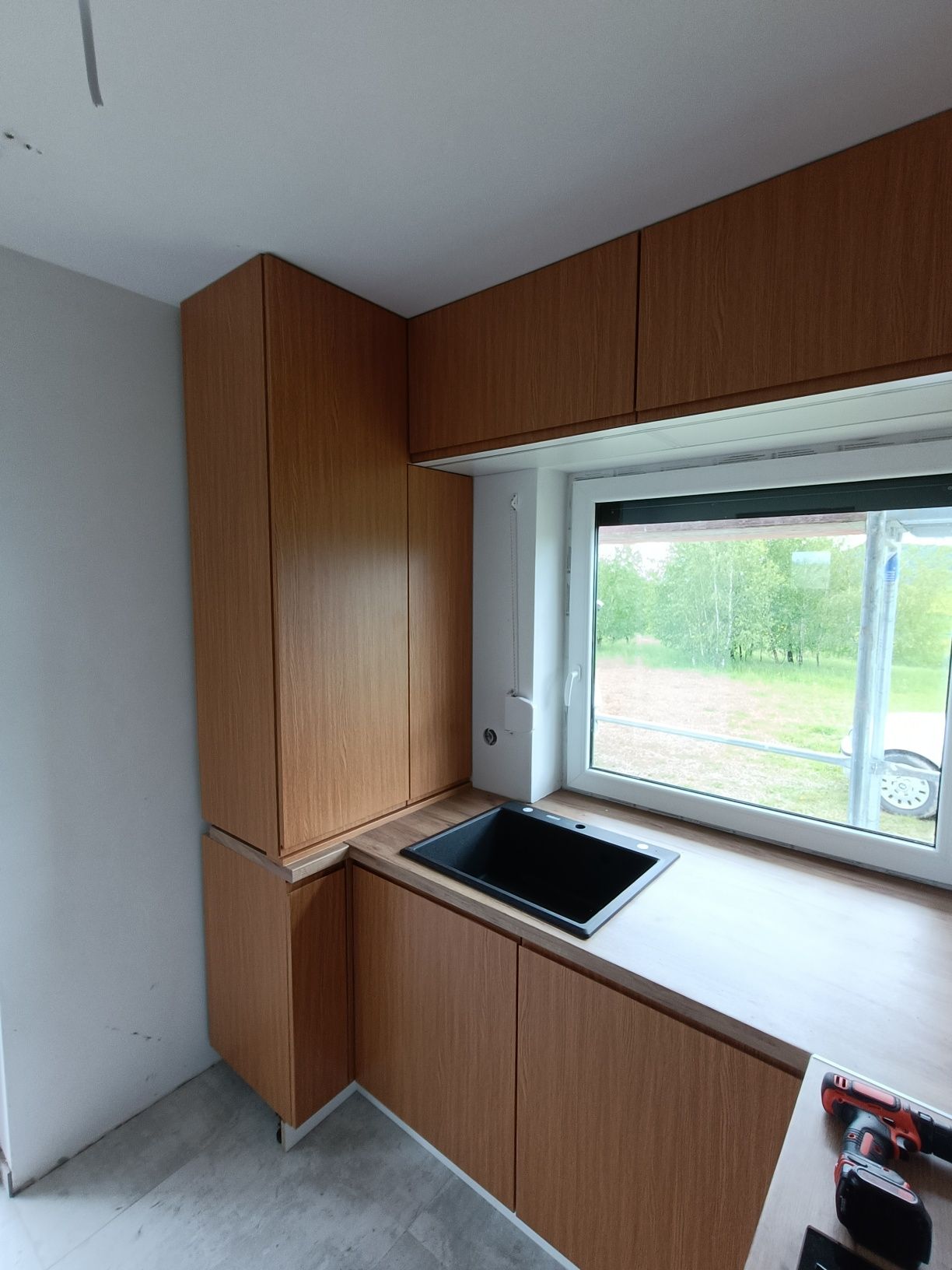 Oklejanie mebli i witryn. Oklejanie reklamowe. Folie architektoniczne