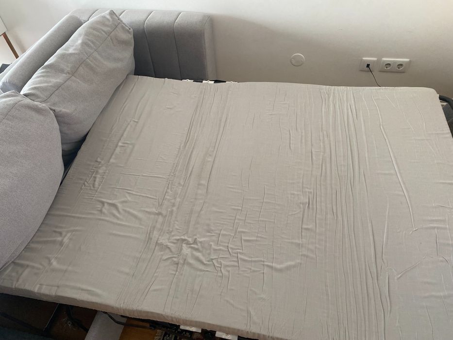 Sofá cama - igual a modelo LasKasas