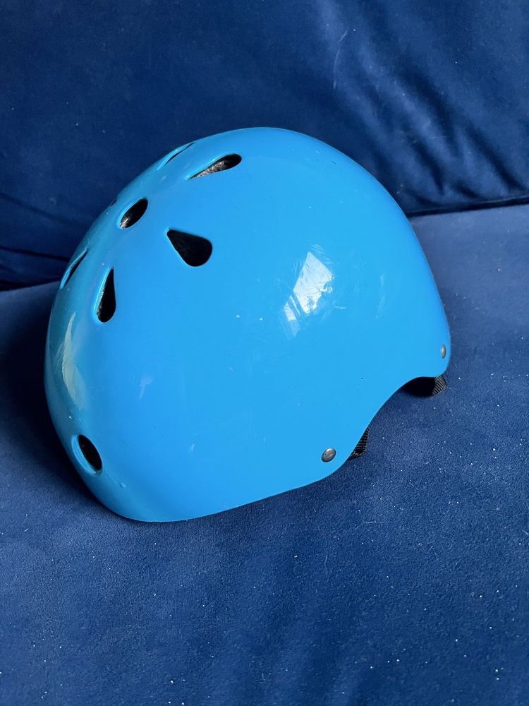 Kask niebieski rozm. 48-52 cm