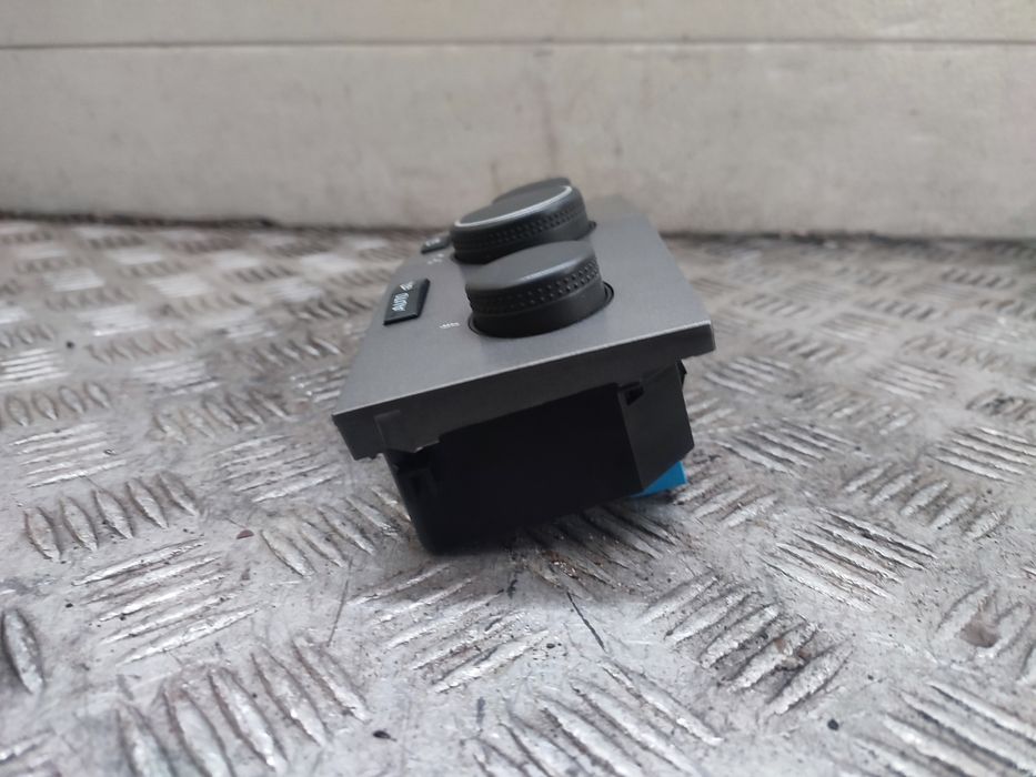 Opel Astra III H panel nawiewów klimatyzacji