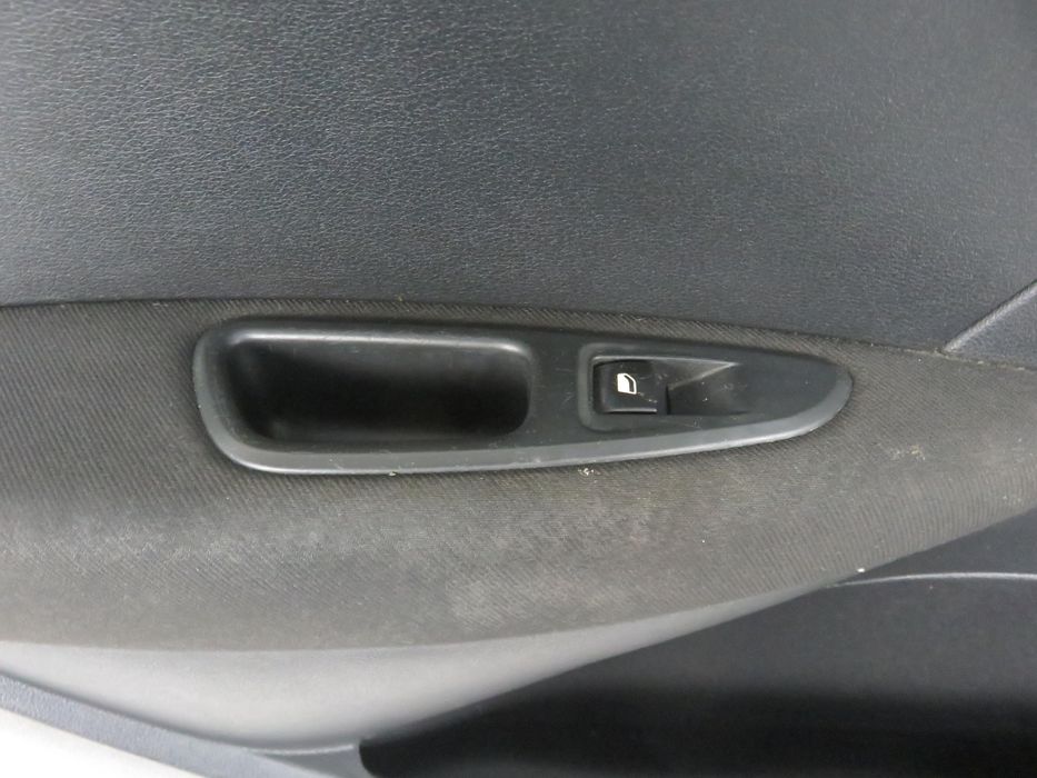 Drzwi Lewe Tylne Peugeot 308 Sw Kombi Ezrc Kombi