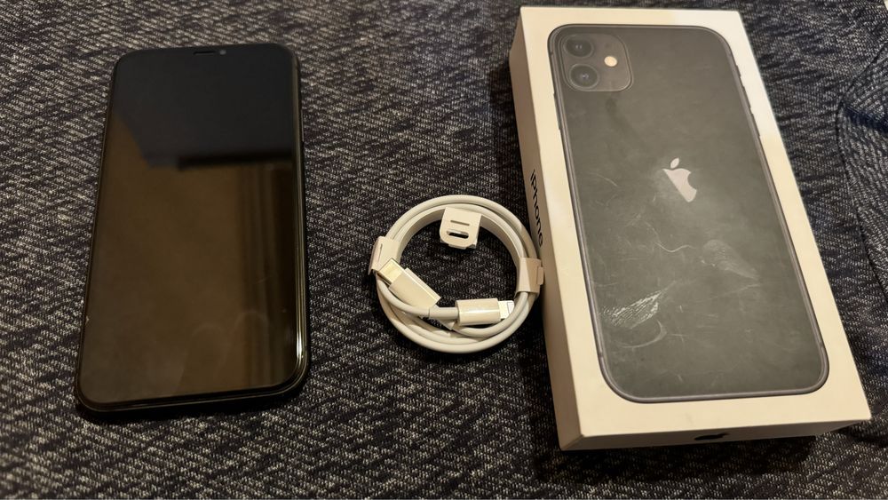 Iphone 11 в хорошем состоянии
