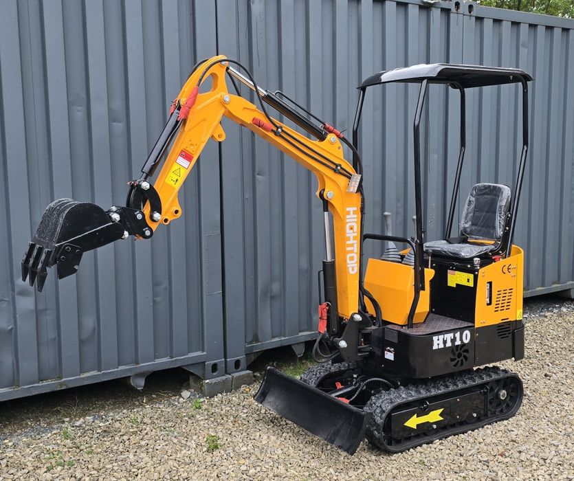 Nowa minikoparka HT10 Diesel Koop 192F skrętne ramię rozsuwana 1000 kg