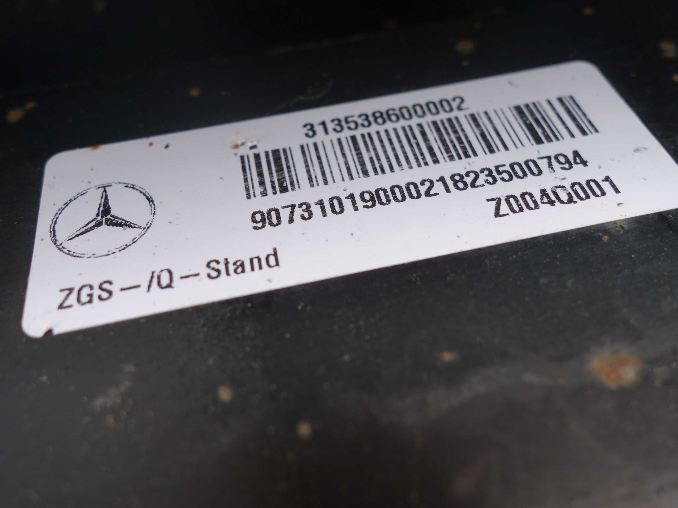 belka tył hak mercedes sprinter 907  906 rama skrzynia kontener