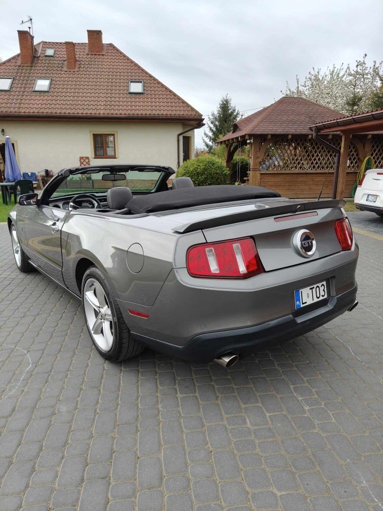 Ford Mustang 4.6 V8 gt