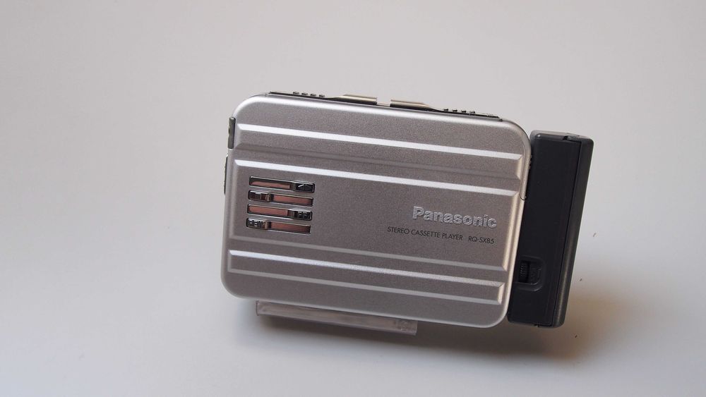 Walkman Panasonic RQ-S85 z pojemnikiem 100 % OK !