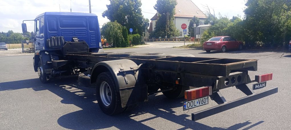 MAN LE 14.220 Rok 2004 Salon PL SuperStan