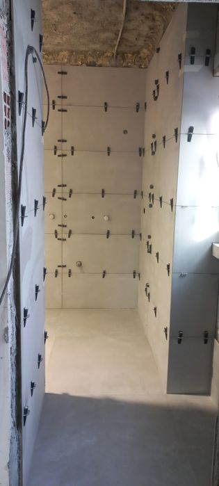 Ladrilhador/ remodelação/pintura/canalizador