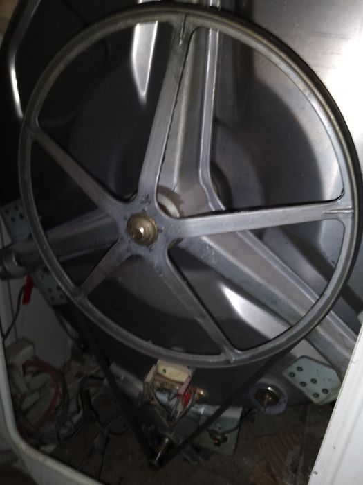 Стиральняя машина Indesit WG835TXCR