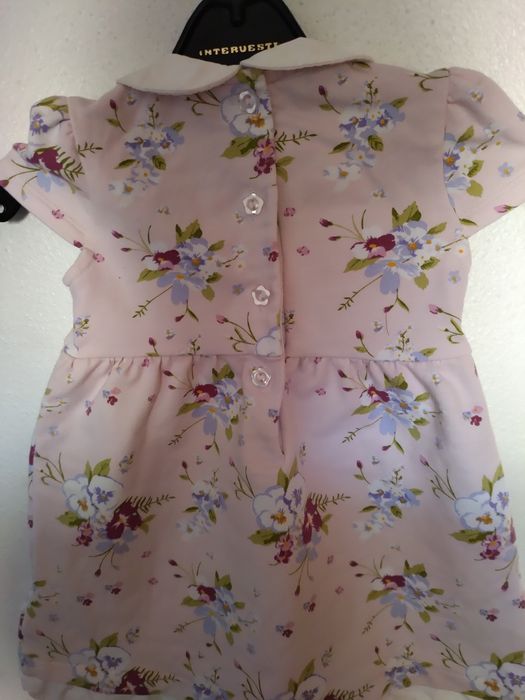 Vestido de bebé          .