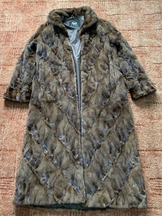 Шубка жіноча