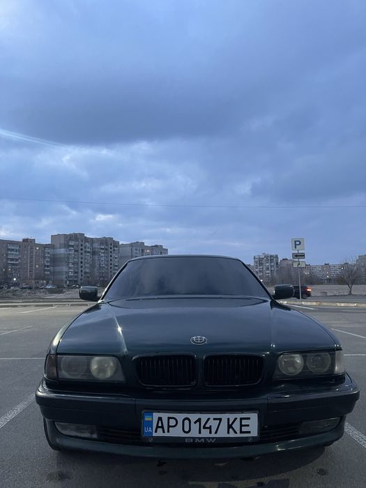 BMW E-38