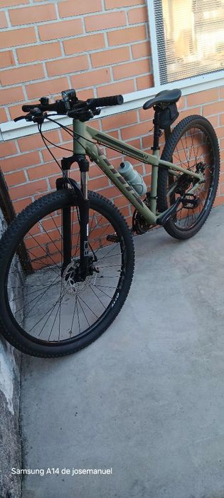 Bicicleta btt usada