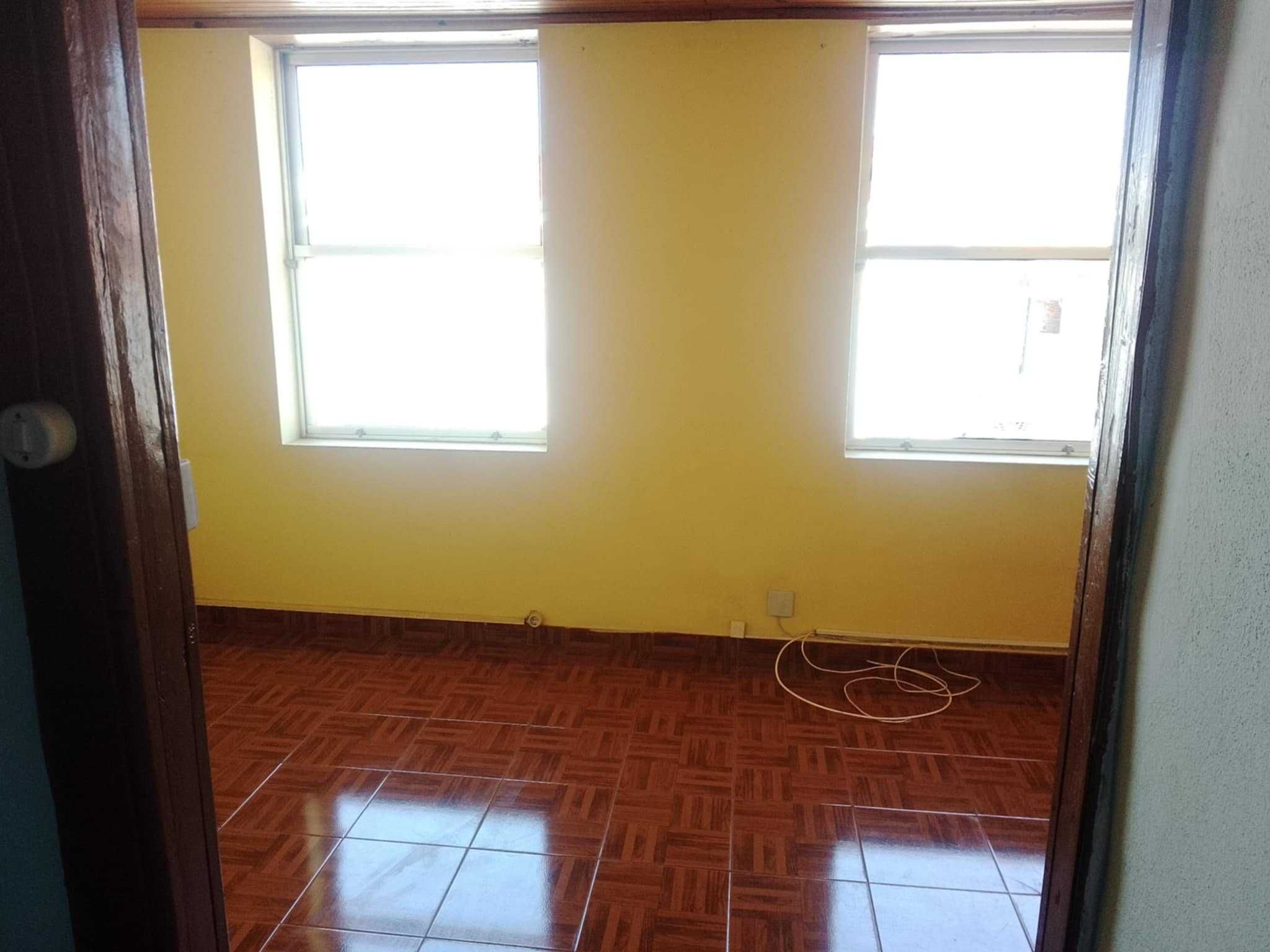 Moradia RC/1º andar