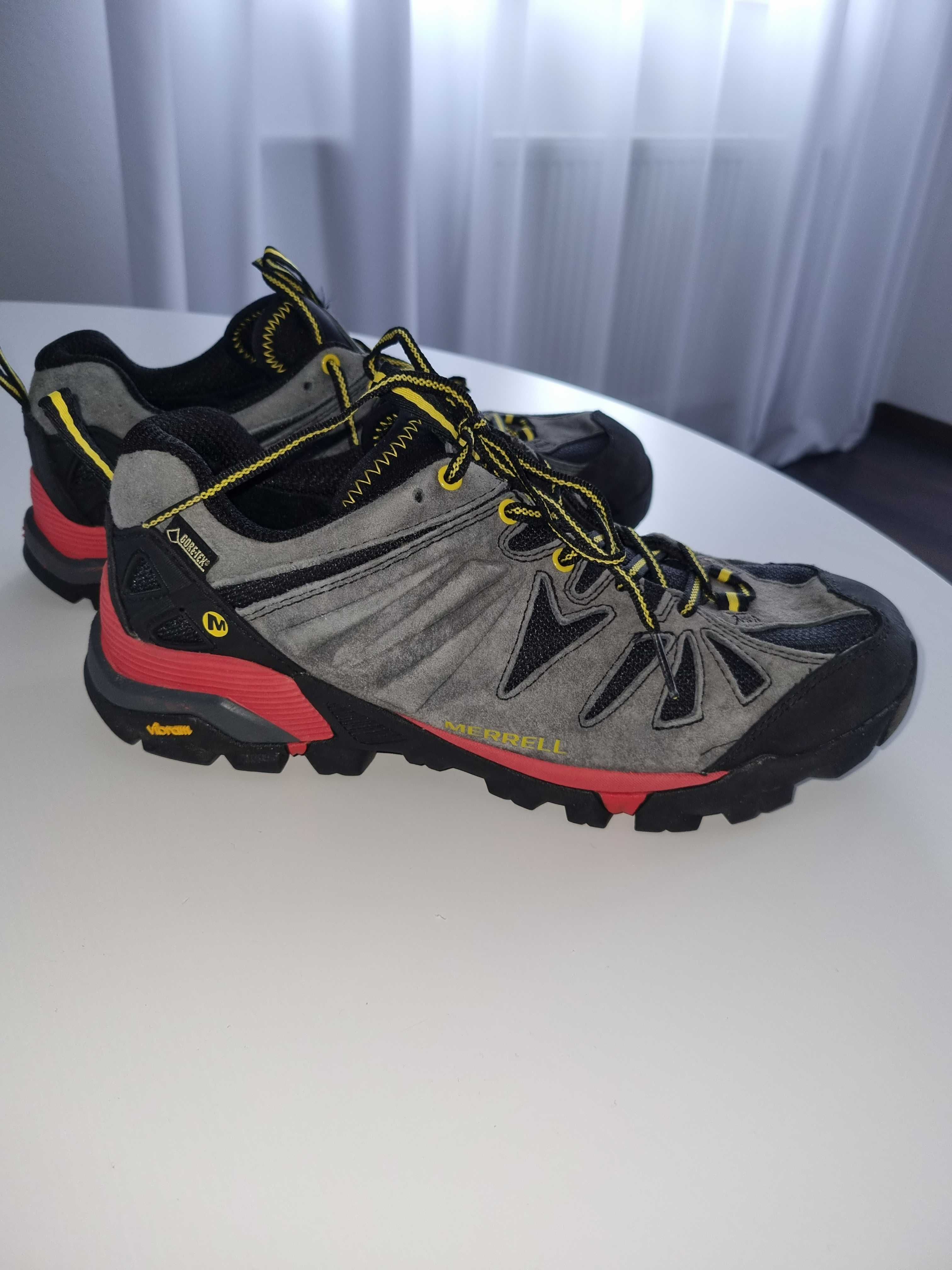 MERRELL Goretex r 42