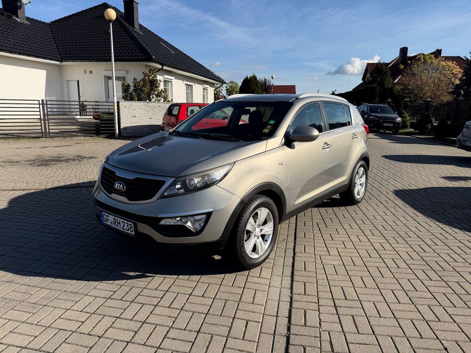 Kia Sportage Piękna 1.6 Benzyna Navi3d Servis Aso Gwarancja 12mc