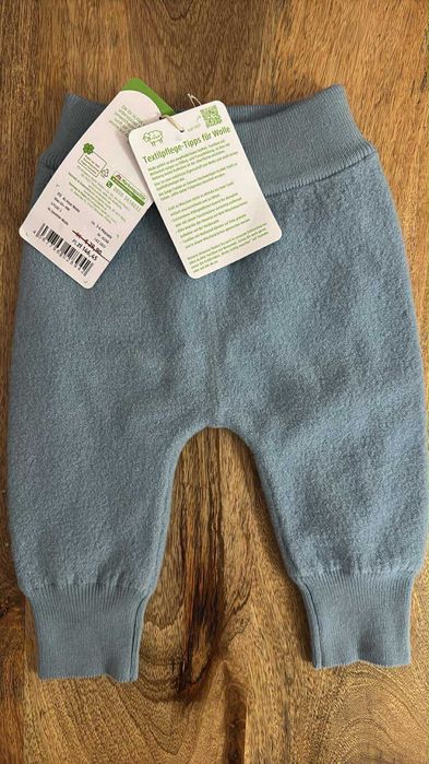 Spodenki dziecięce 3-6 miesięcy Nowe