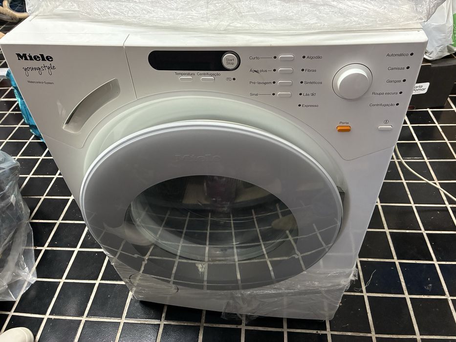 Máquina lavar roupa Miele W1611 YoungStyle revista