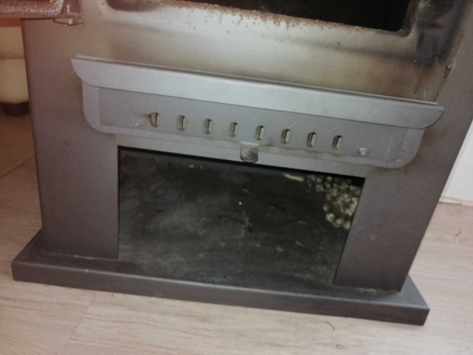 Vendo Salamandra a lenha