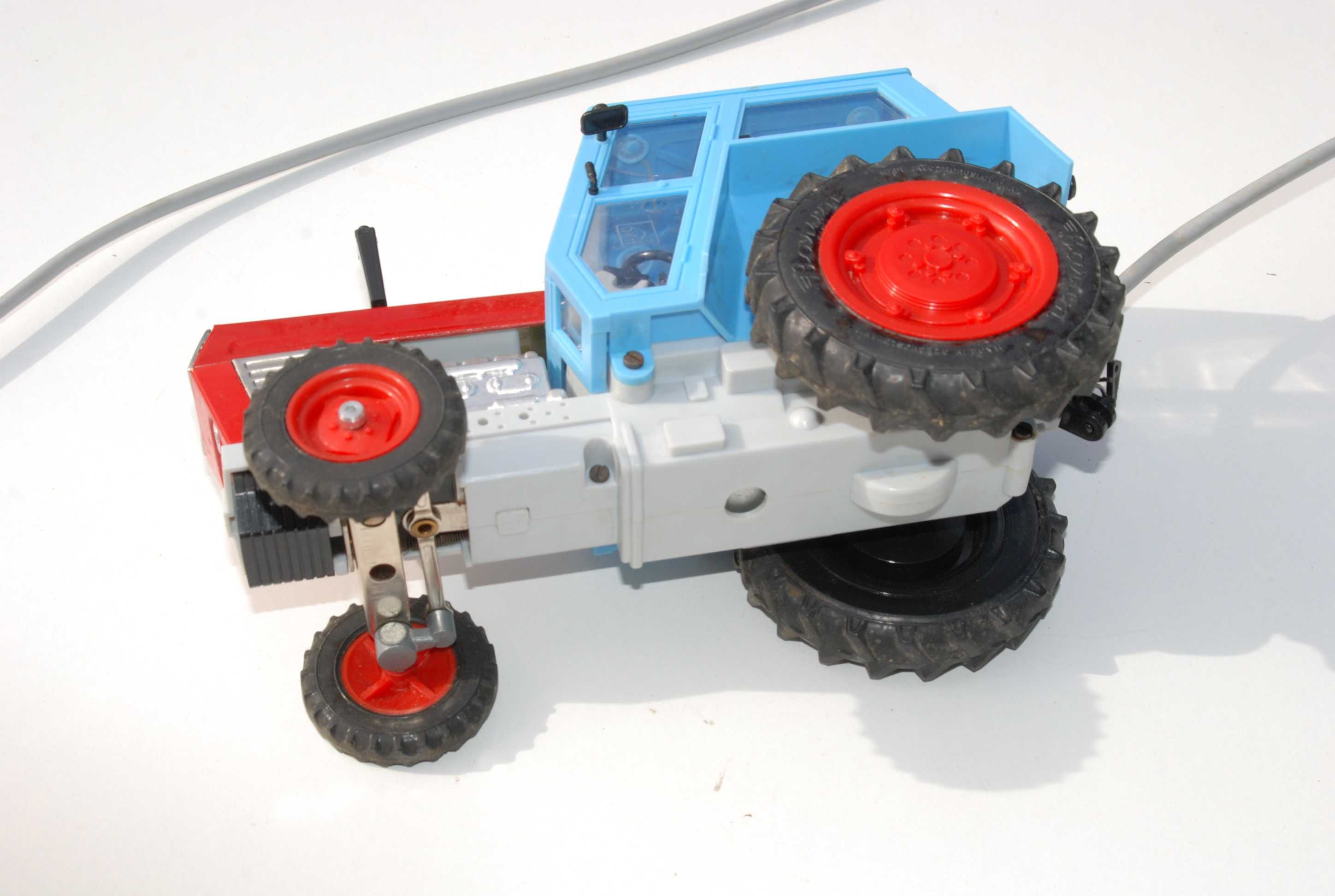 Stara zabawka traktor Traktor ZETOR Crystal 801 KDN antyk zabytek