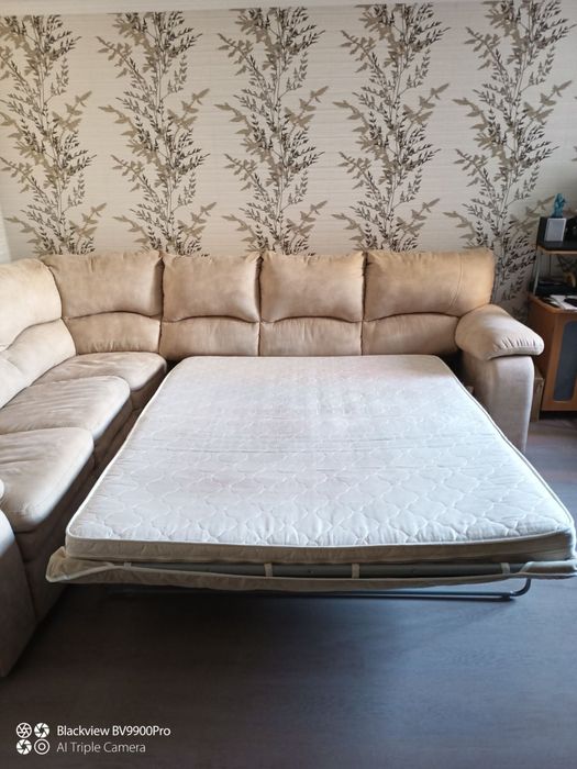 Продам вугловий диван