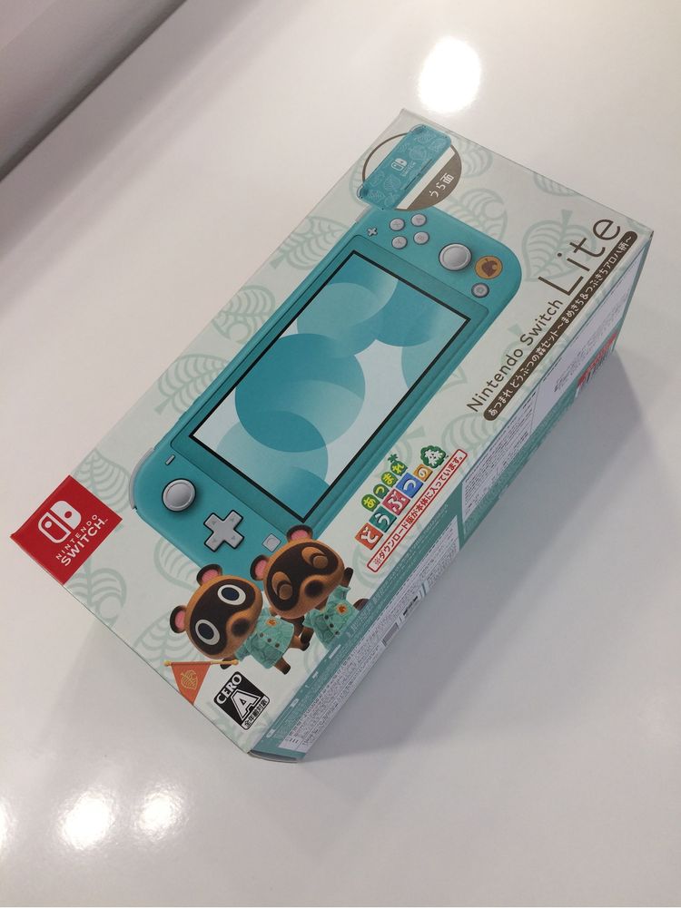 Новий Nintendo Switch Lite - Japan