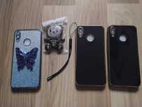 Etui na telefon wraz z akcesoriami