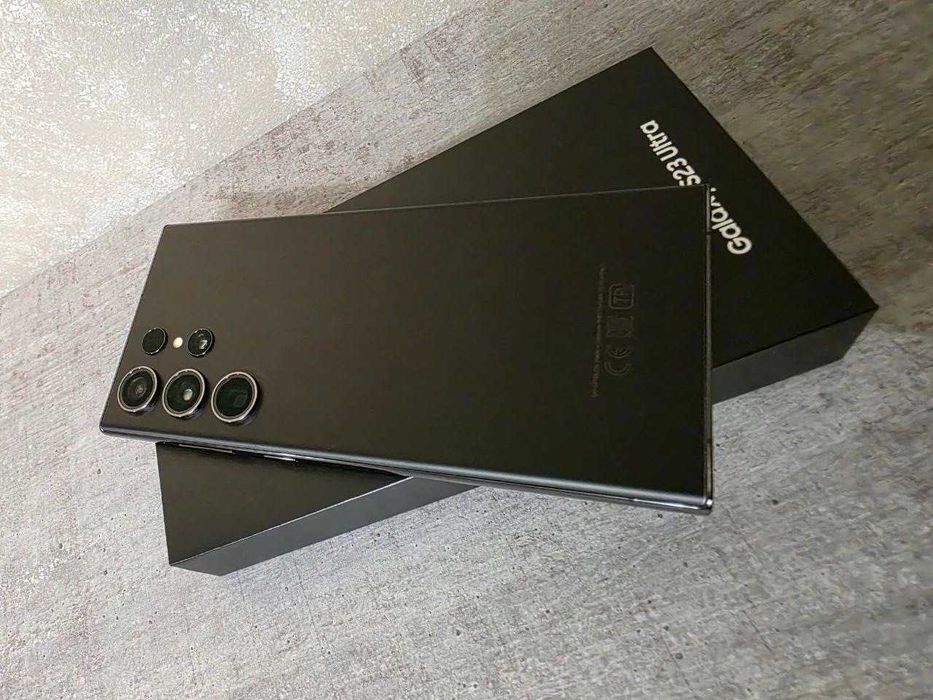 Комплект Samsung Galaxy S23 Ultra 12/512 + Buds Pro Ідеал!