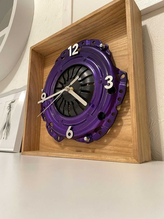 Zegar ścienny hand made dla fana motoryzacji cichy