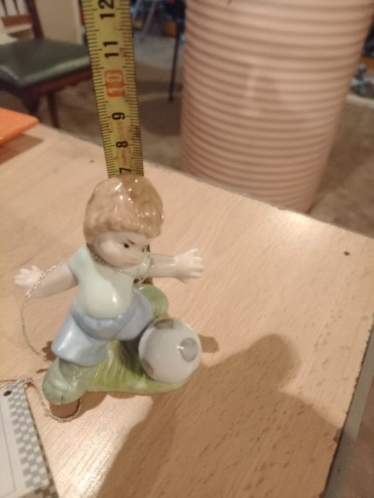 Boneco de porcelana feito á mão