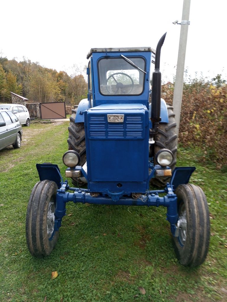 Трактор сільськогосподарсьский T-40