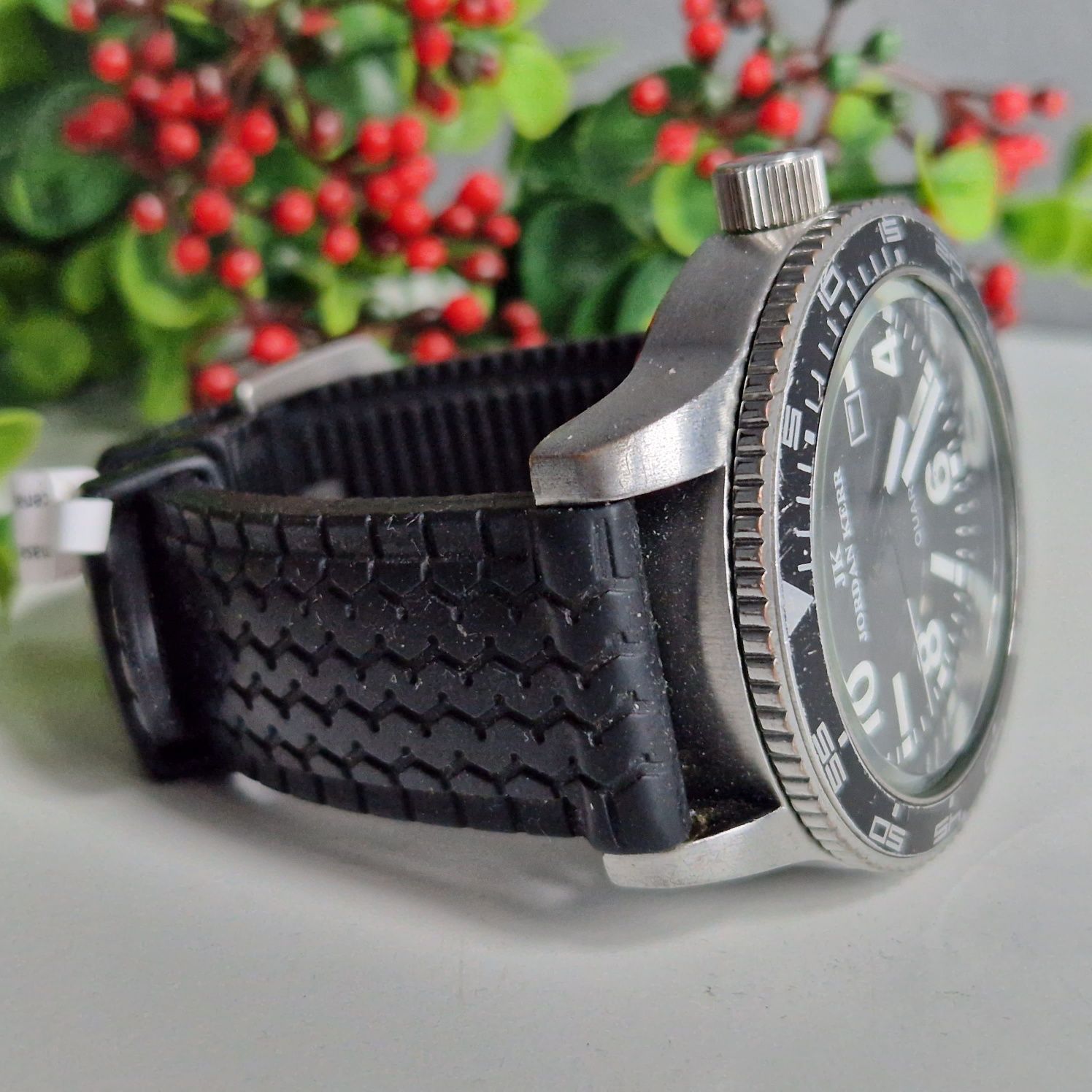 Męski zegarek duży Jordan Keer datownik M781G