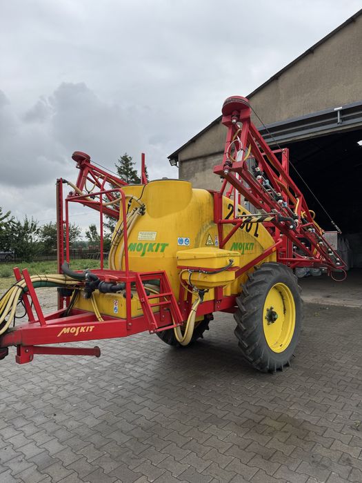 Opryskiwacz Moskit 2500L