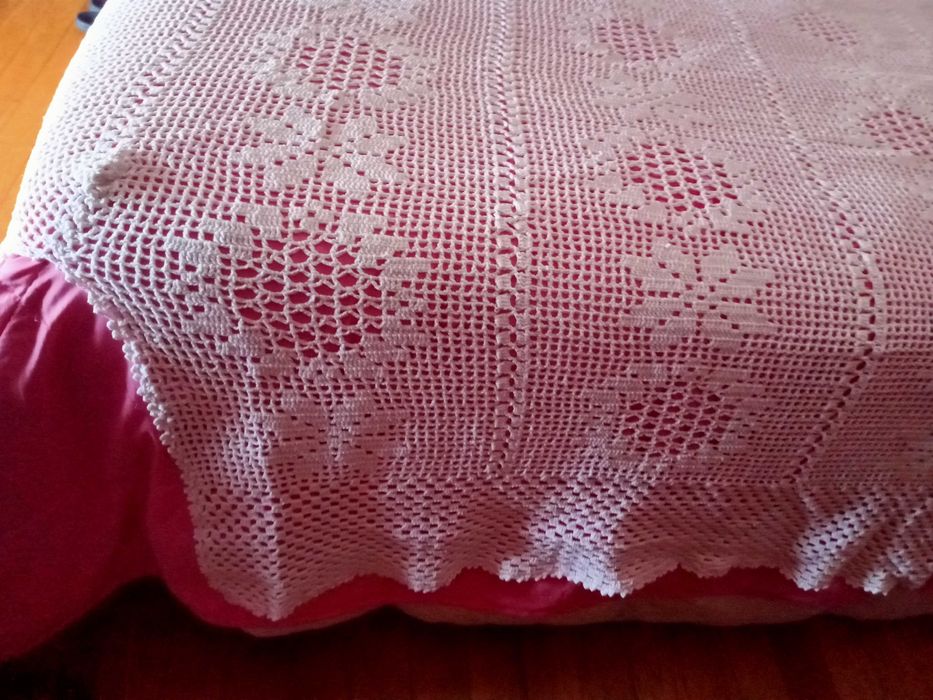 Colcha de renda tricotada á mão nova