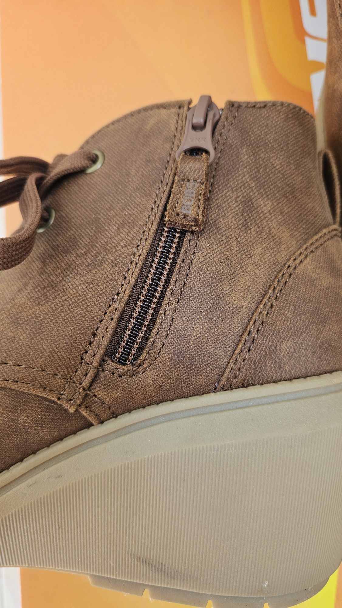 Botins Skechers castanhos 38