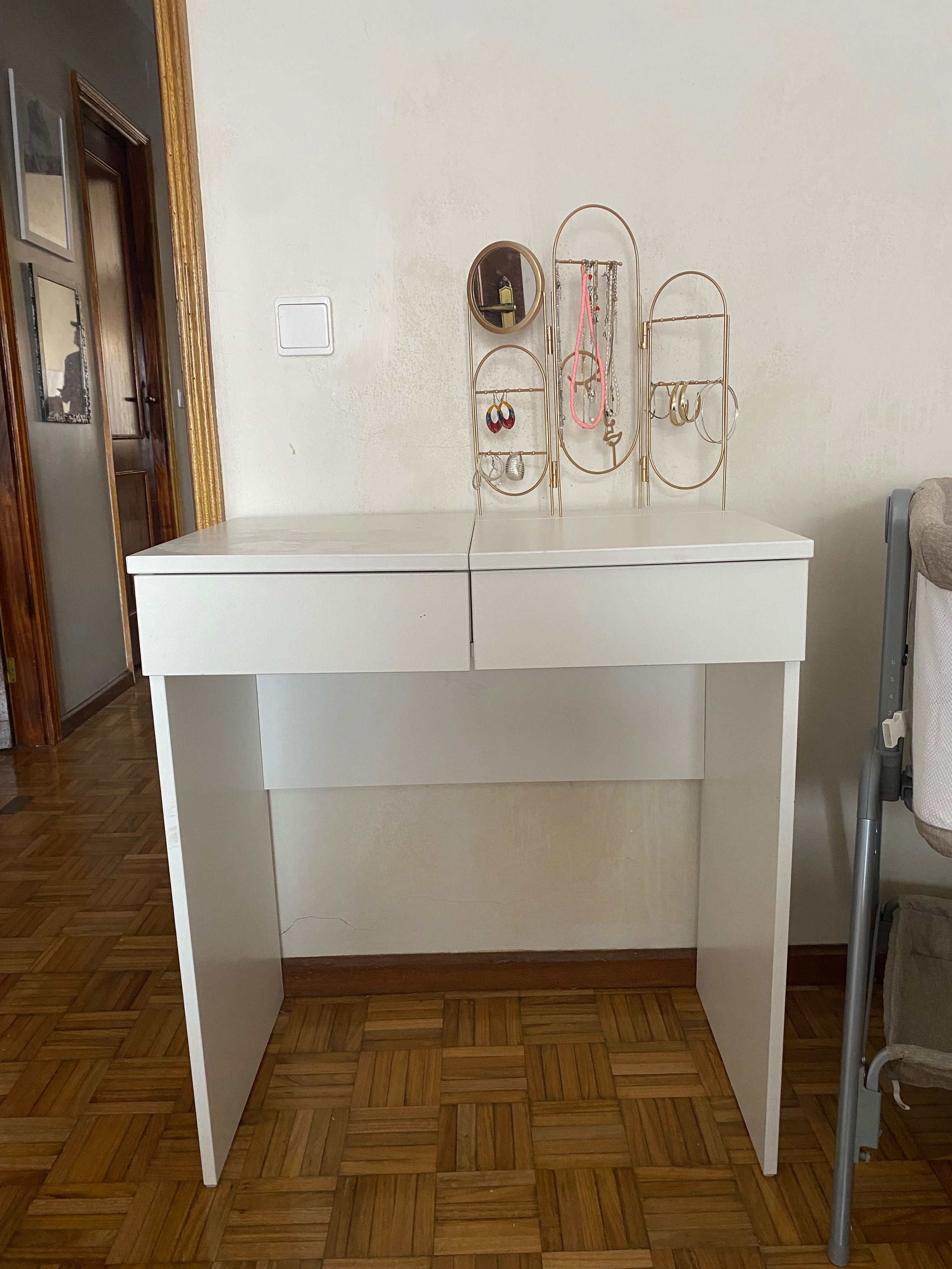 Penteadeira ikea branco