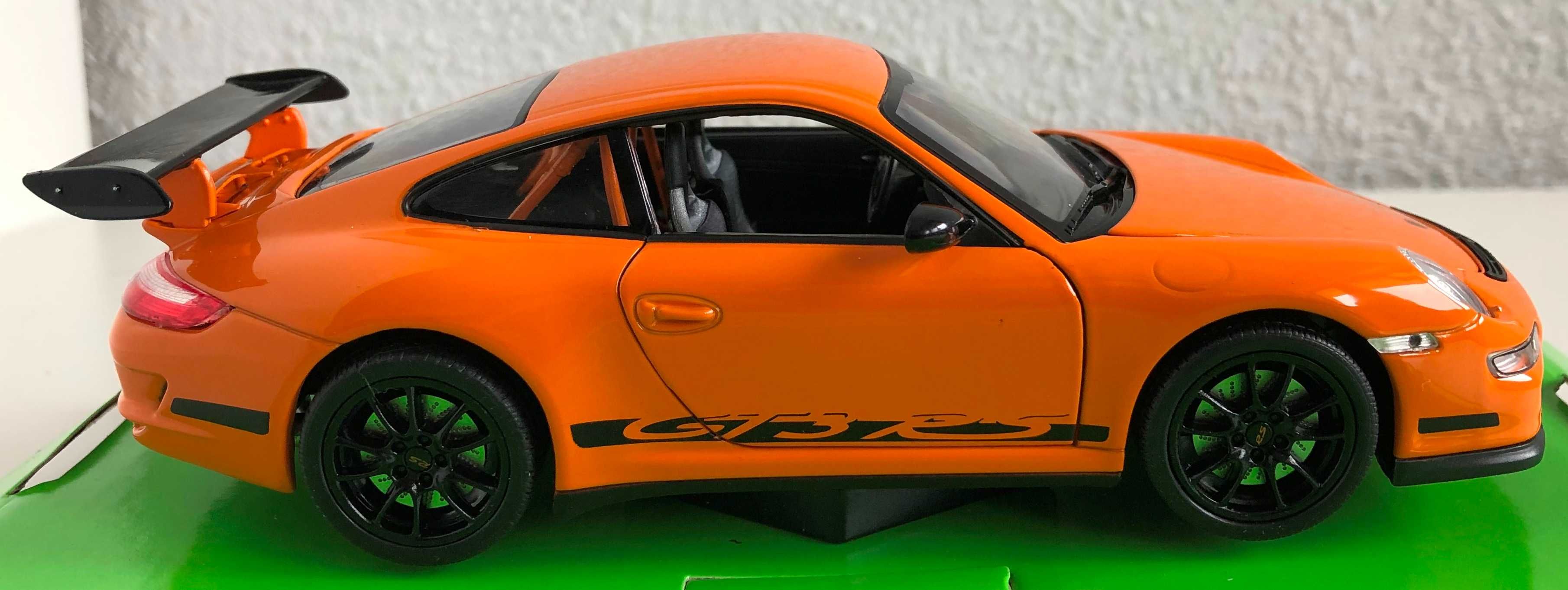 Porsche 911 GT3 RS samochód samochodzik auto model Welly 1:24