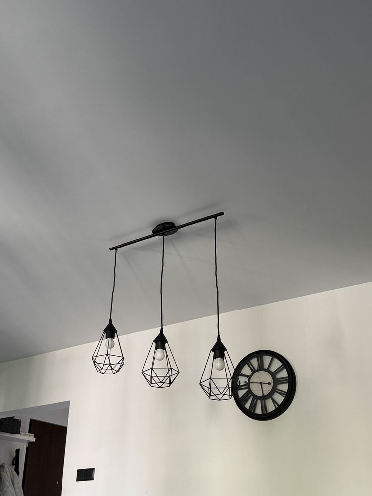 Czarny zestaw zyrandol i lampa wiszaca metalowa loft