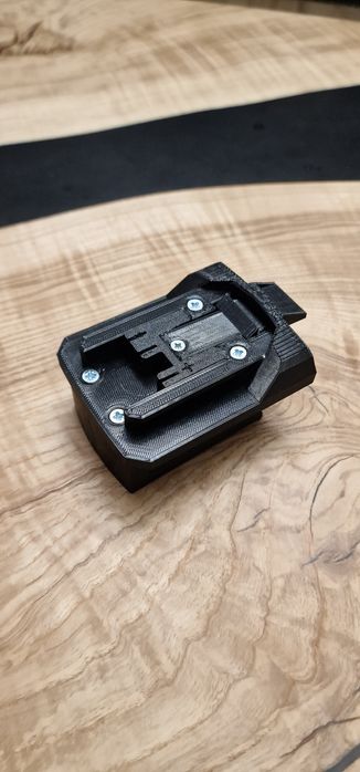 Przejściówka z Fein na Parkside