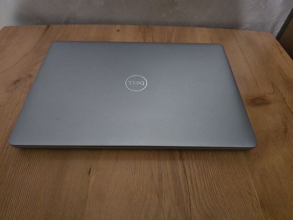 Dell latitude 5411 | i7-10850h | 32GB | 512 M.2 | Win 11 Pro